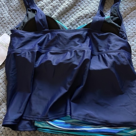 Plus Size Delta Burke Blue Tankini Swimsuit Top Only Size 20W NWT #4876 - Picture 3 of 3